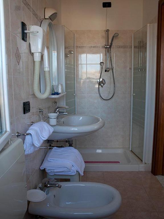 Hotel Monica Chianciano Terme Quarto foto